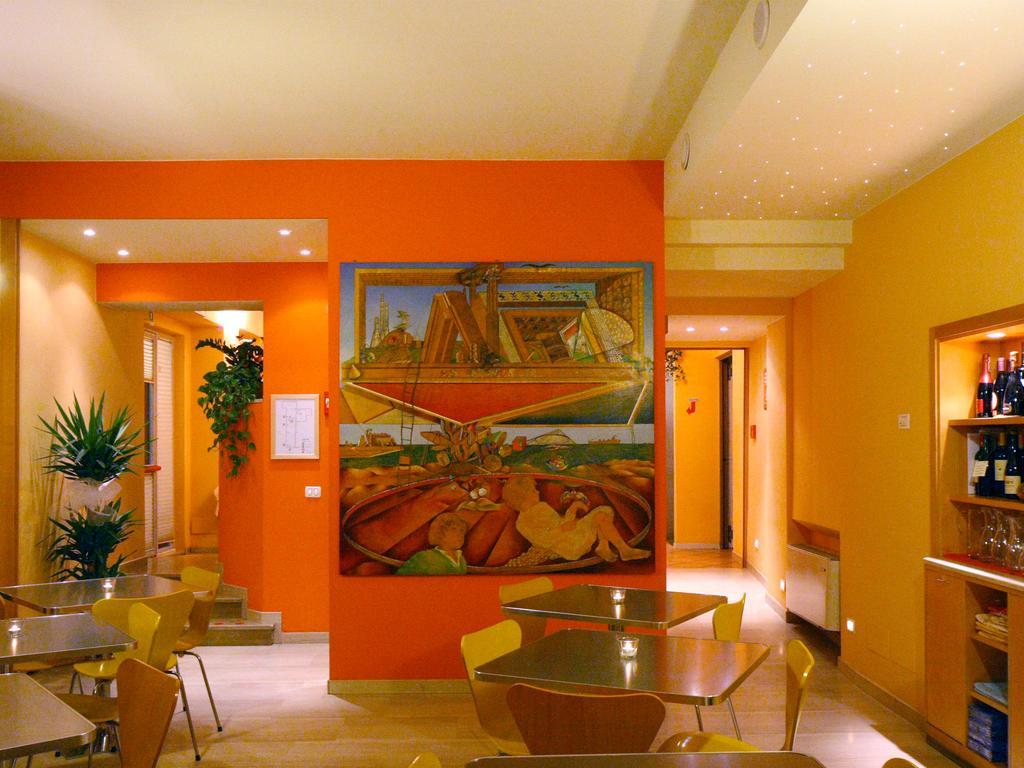 Albergo Ristorante Corsini Павуло нел Фриняно Екстериор снимка